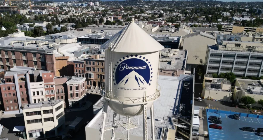 paramount.jpg 624475544
